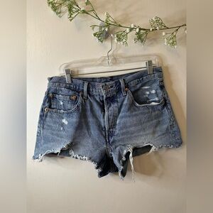 (A85)Levi’s | 501 Button Fly Short